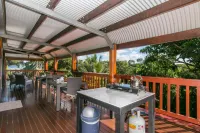 Daintree Manor B&B Hotels in Daintree