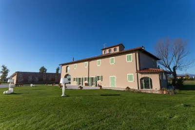 Fattoria L'Olmetto Hotel in zona CONAD