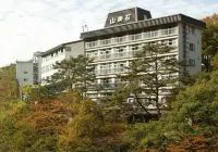 Itoen Hotel Oze Oigami Sanrakuso Hotel dekat Yuyuan Lavender Park