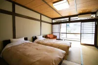 Hotel Yamabuki Hotels in Komagane