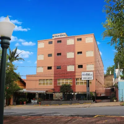 Hotel Estância - Ofertas Especiais - Estacionamento Gratuito Rotativo!!! Vagas Limitadas Hôtels à proximité de : Palace Cassino