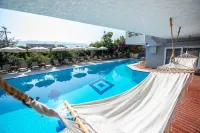 Saga Hotel فنادق في Poros