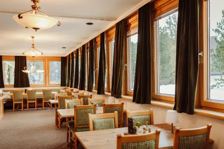 Hotel Turracherhof Отели в г. Предлиц-Туррах