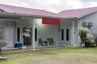 Zazadior Residence Syariah Near Pantai Padang Mitra RedDoorz 住宿飯店