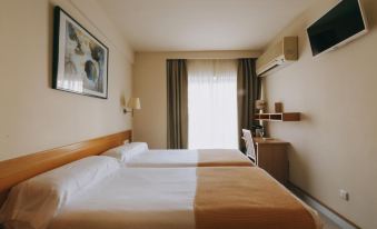 Hotel Zaragoza Plaza