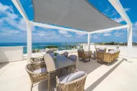 Waterside Sea View Apartments