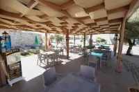 AKBÜK TAŞ Otel Hotels in Akbuk Mahallesi