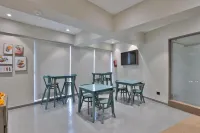 Hotel The Grand Suites