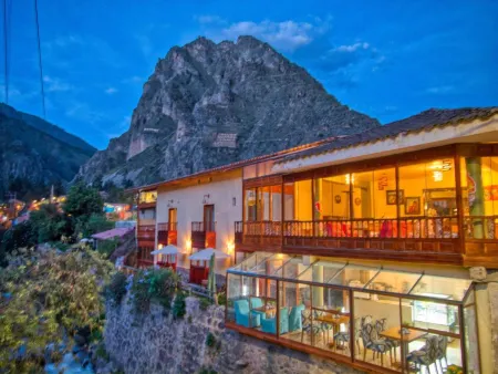 Sol Ollantay Boutique Hotel Отели рядом с достопримечательностью «PeruRail - Vistadome Observatory»