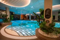 Ring Spa Hostel - piscina