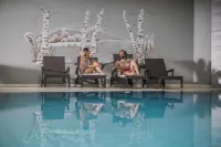 Moar's Hotel - Pools