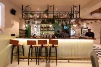 Hotel Karuna Residency - 2-Star
