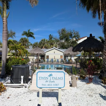 Twin Palms at Siesta