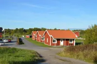Vreta Kloster Golfklubb Hotels near Cloetta