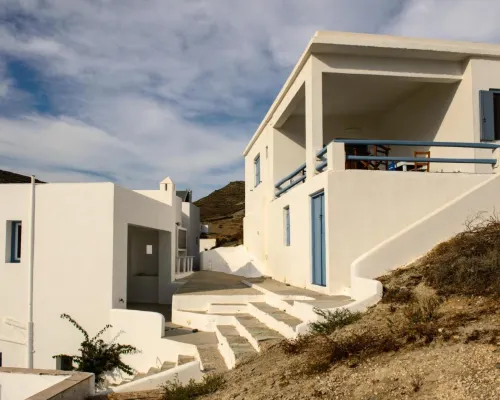 Perigiali Rooms & Apartments Folegandros Hotels in Folegandros