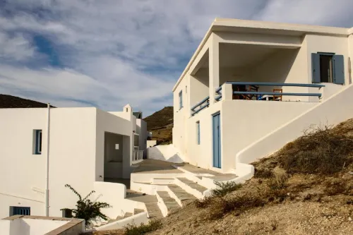 Perigiali Rooms & Apartments Folegandros - Homestays