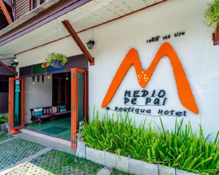 メディオ デ・パーイ ホテル パーイのホテル