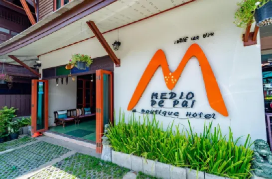 Medio de Pai Hotel in zona Pai Siam shop gallery