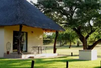 Komati River Chalets Hotels in Komatipoort
