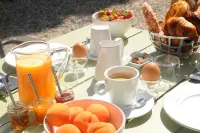 Les Chambres d'Andrea Hotels in Marseillan