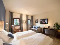 Hotel Kaiserhof Hotels in Anif