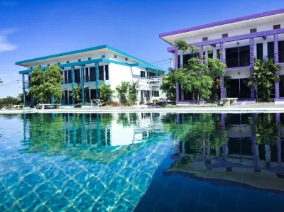Menam Resort Hotel a 
