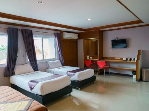 โรงแรมทุ่งตะวัน การ์เด้นแอนด์รีสอร์ท