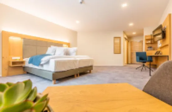 Schwan Und Post Business Quarters 榮-格拉伯菲爾德縣酒店