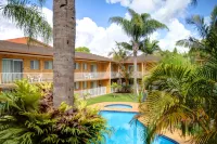 Beachpark Apartments Coffs Harbour - Beach
