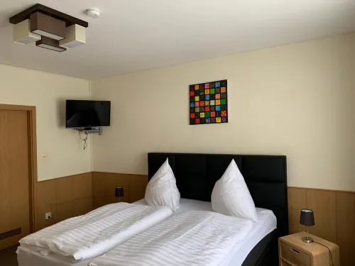 Pensionett Hotels in Kothen