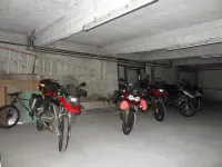 馬爾斯濤特爾旅館 - 停車場