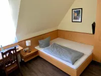 Münchner Hofbräu Coburg Отели в г. Зеслах