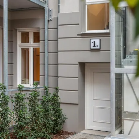 ipartment Berlin Mitte @HOME by Best Western Отели рядом с достопримечательностью «Стадион в Виттенау»