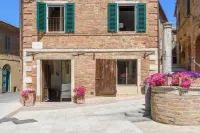Albergo Diffuso Borgo Santo Hotels in Asciano