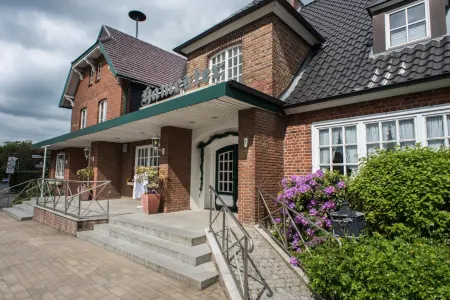 Landhaus Hamester - Hotel & Restaurant Отели в г. Басторст