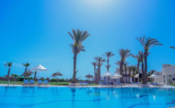 Al Jazira Beach & Spa- All Inclusive - Families and Couples Only - bar