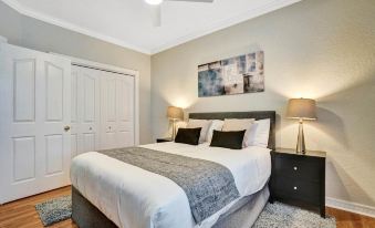 Luxury Casa Mila 7Br with Private Heated Pool