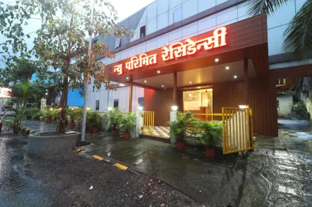 New Parimeet Residency Отели в г. Тхане