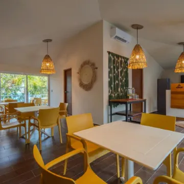 Casa Aakal Lagoon Front