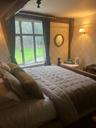 Ravenwood Hall Hotel Отели в г. Бери Сент-Эдмундс