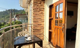 Buena's Haven Travelodge - Housity