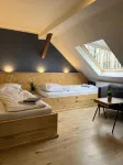 Blue Doors Hostel Ktv - Hostels