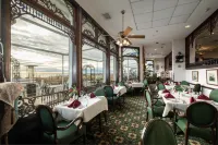 Boardwalk Plaza Hotel - Beach