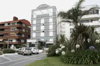 Hotel Sunset Beach - parking
