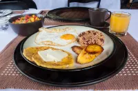 Altura Hotel Hotels in Poas