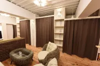 Backpackers Hotel Noosa Japan in Takatsuki Tonda Hotels in Ібаракі
