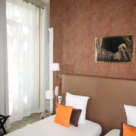 Régina Boutique Hotel Отели в г. Авиньон
