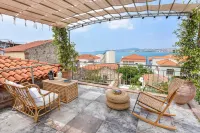 Lunaria Guest House