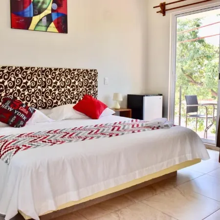 Carri Surf Studio