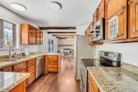 Large Room Near Uvu & BYU Hotels in Sundance